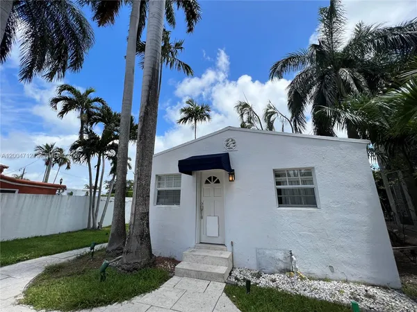 $10,500 | 265 Palm Avenue, Miami Beach, FL 33139