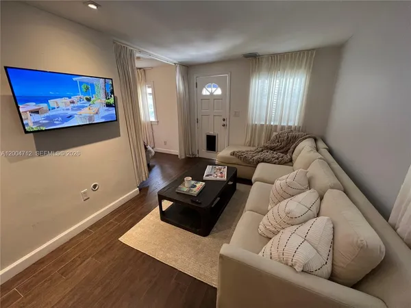 $10,500 | 265 Palm Avenue, Miami Beach, FL 33139
