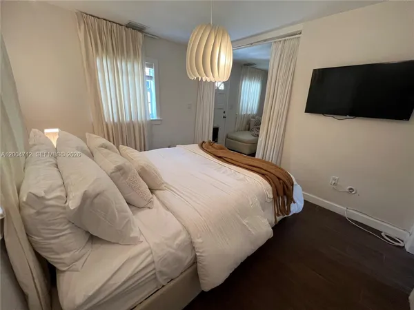 $10,500 | 265 Palm Avenue, Miami Beach, FL 33139