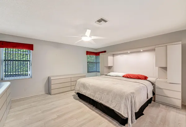 $319,500 | 7559 Seafoam Court, Boynton Beach, FL 33437