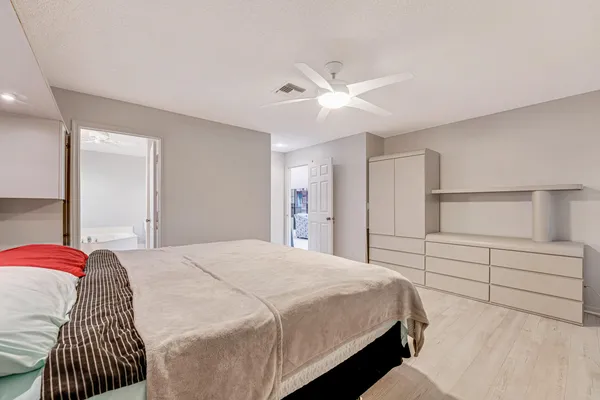 $319,500 | 7559 Seafoam Court, Boynton Beach, FL 33437