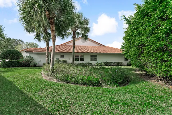 $319,500 | 7559 Seafoam Court, Boynton Beach, FL 33437