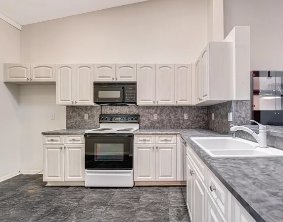$319,500 | 7559 Seafoam Court, Boynton Beach, FL 33437