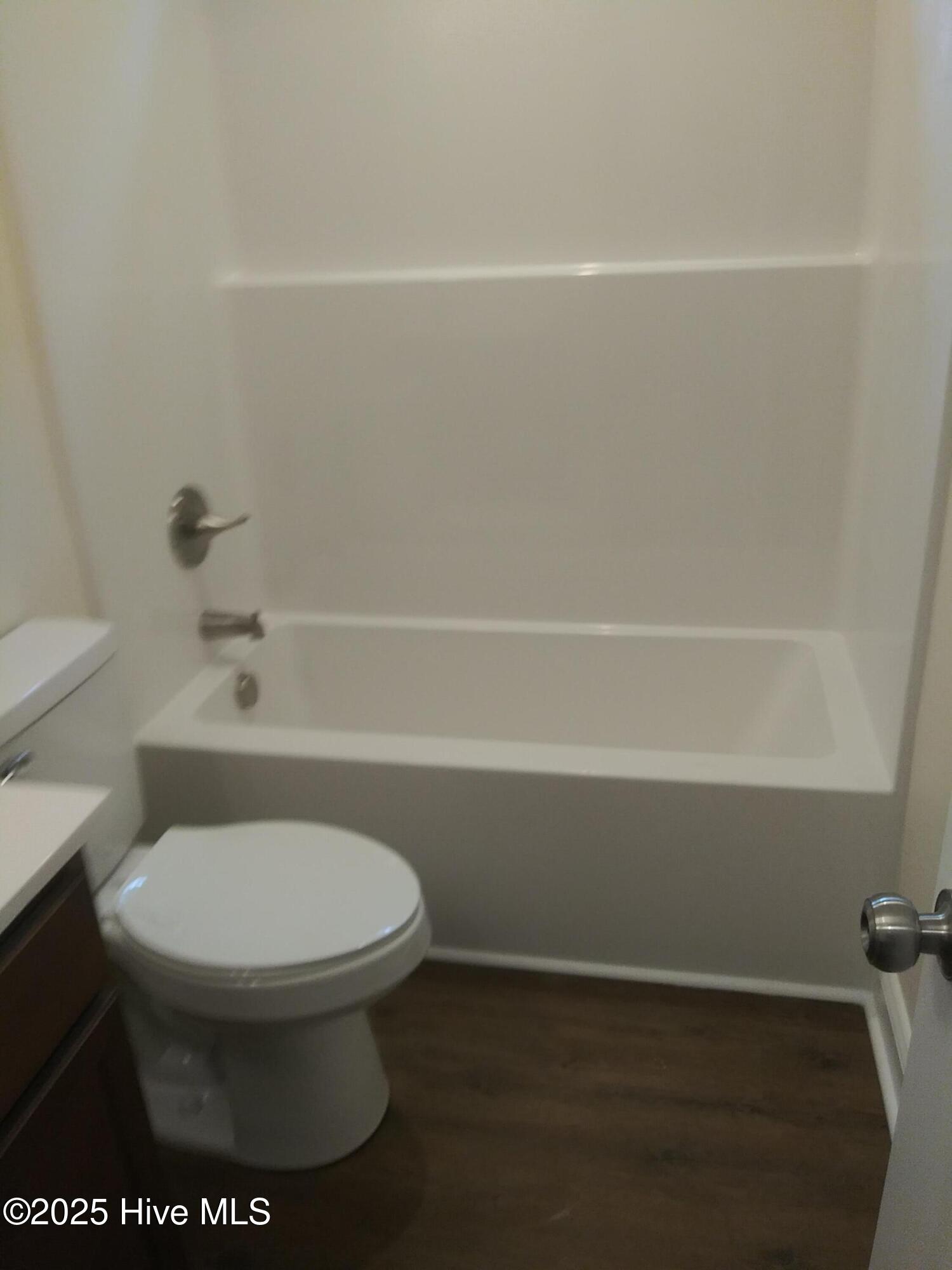 425 Belgrade-Swansboro Road Stella, NC 28582 - Photo 4 of 9 20250310_112319_HDR