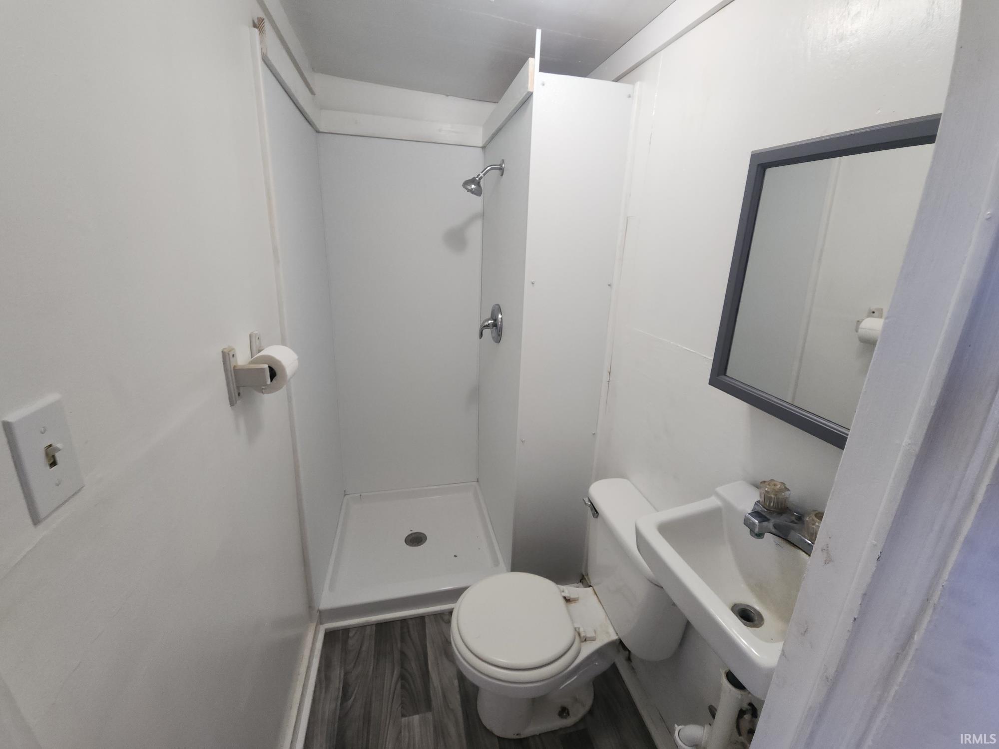 1620 Douglas Street Logansport, IN 46947 - Photo 3 of 20