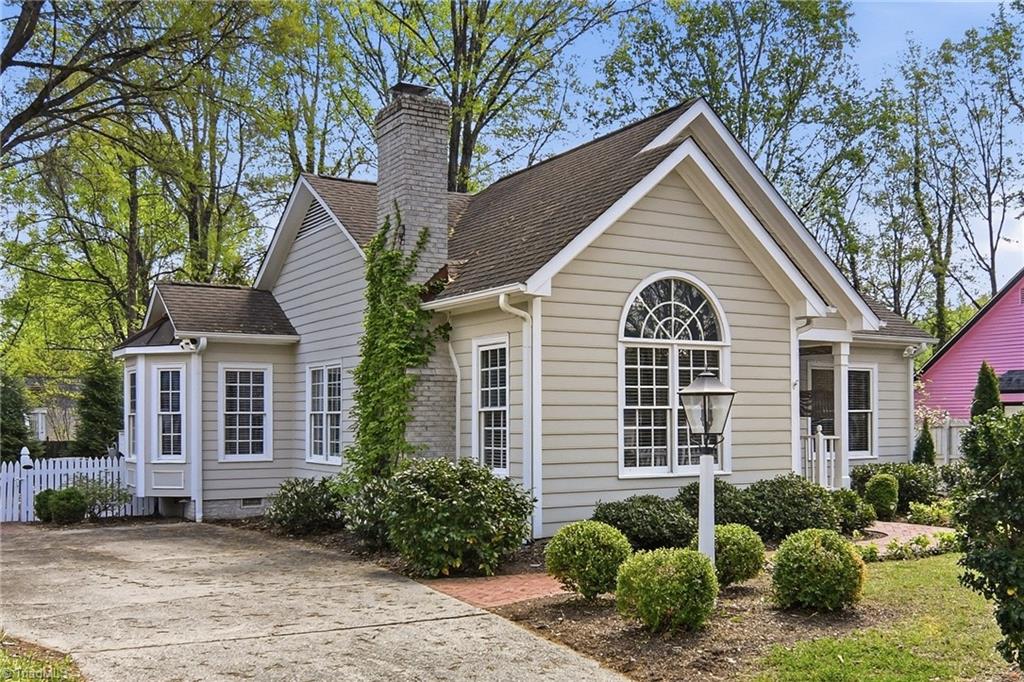 5116 Southwind Road Greensboro, NC 27455 - Photo 3 of 34