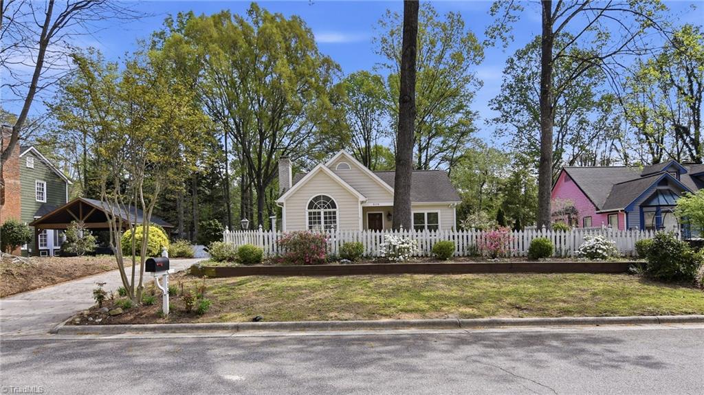 5116 Southwind Road Greensboro, NC 27455 - Photo 5 of 34