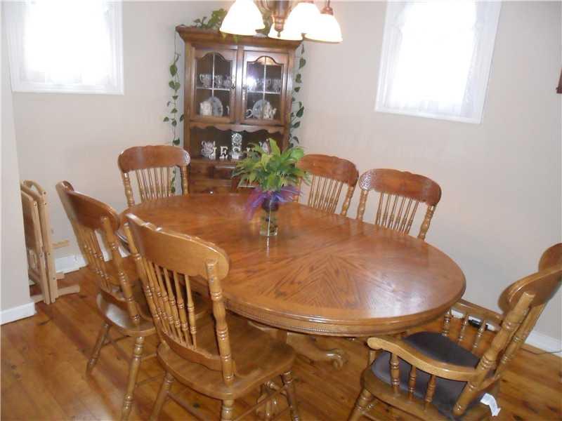 24 Coraopolis Road Coraopolis, PA 15108 - Photo 15 of 24 Dining Room.