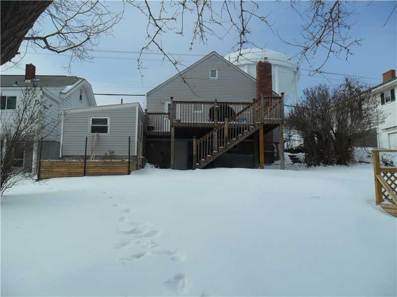 24 Coraopolis Road Coraopolis, PA 15108 - Photo 5 of 24 Exterior Back.