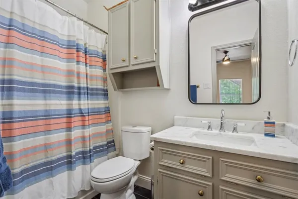 $779,900 | 629 South 5th Street, Waco, TX 76706