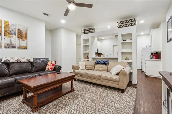 $779,900 | 629 South 5th Street, Waco, TX 76706