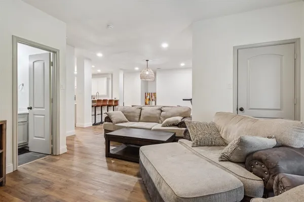 $779,900 | 629 South 5th Street, Waco, TX 76706