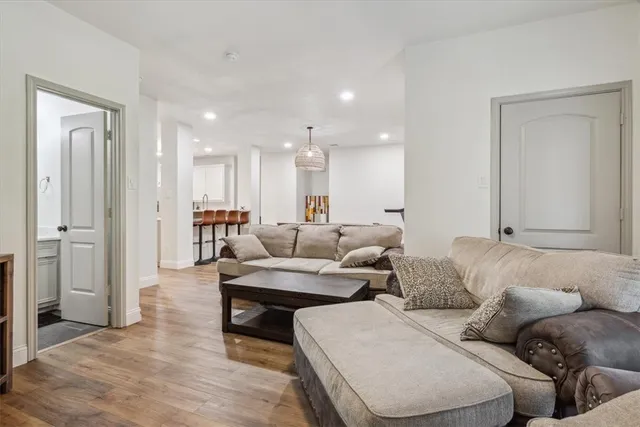 $779,900 | 629 South 5th Street, Waco, TX 76706