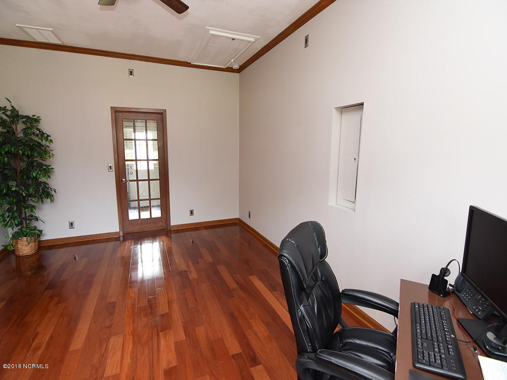 1608 Middle Sound Loop Road Wilmington, NC 28411 - Photo 6 of 19 Den