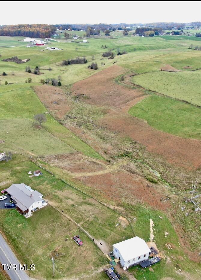 689 Painter Road Fall Branch, TN 37656 - Photo 19 of 32 IMG_3594