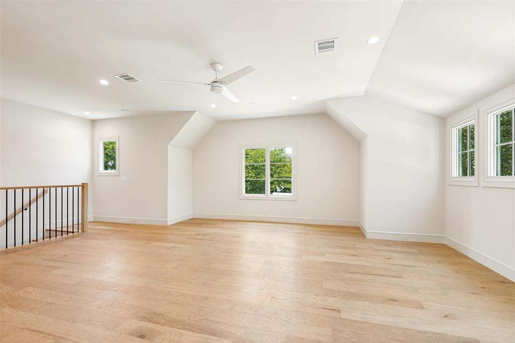820 Edgefield Road Fort Worth, TX 76107 - Photo 22 of 29 Gallery Image 22