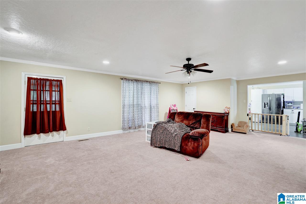 119 Windy Hill Road Rainbow City, AL 35906 - Photo 8 of 35
