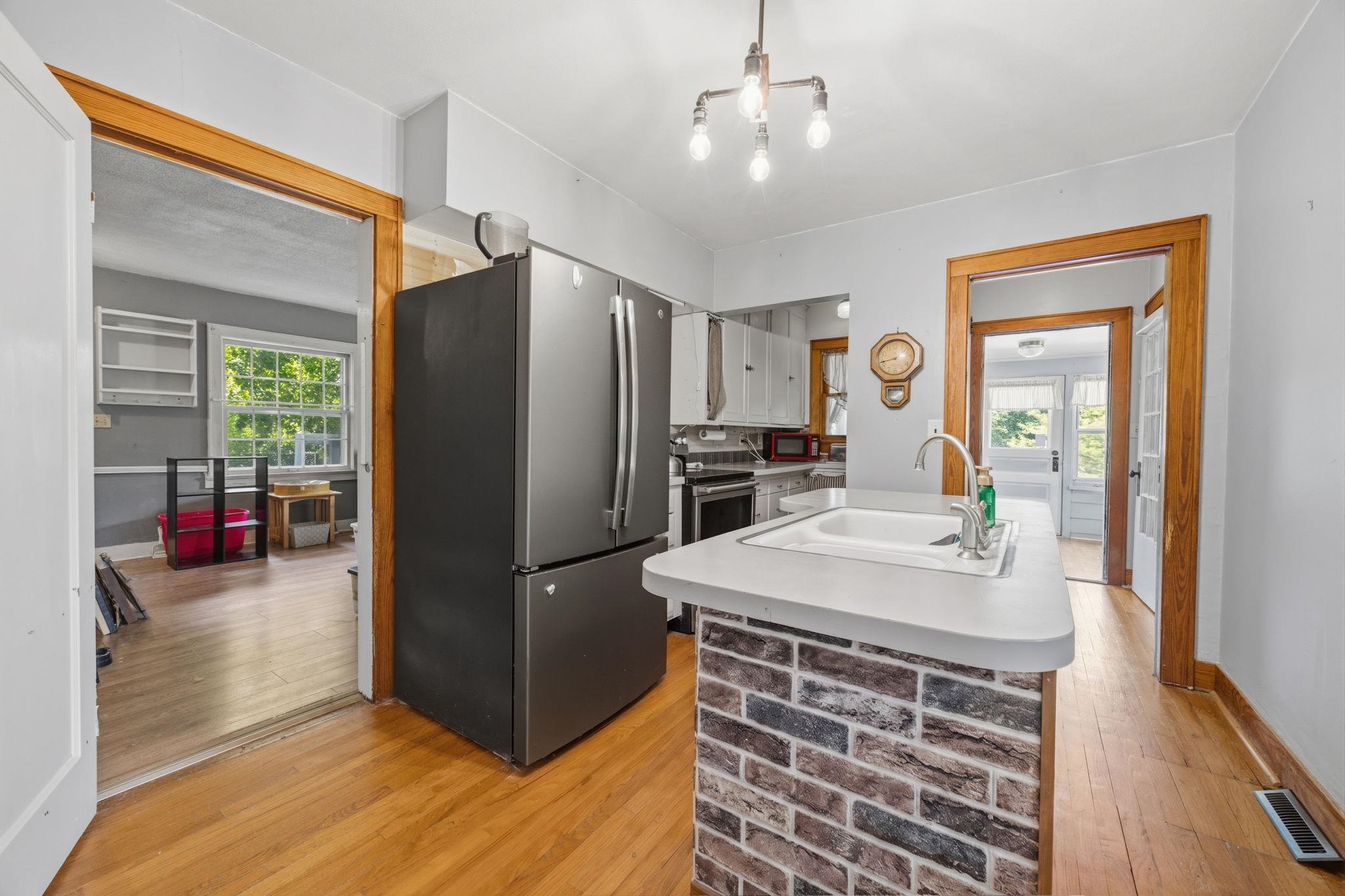 N1360 Deer Path Road Fort Atkinson, WI 53538 - Photo 12 of 47 Gallery Image 12