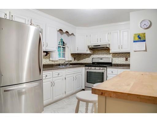 47 Burnham Road Billerica, MA 01862 - Photo 7 of 31 Gallery Image 7