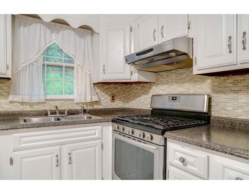 47 Burnham Road Billerica, MA 01862 - Photo 8 of 31 Gallery Image 8