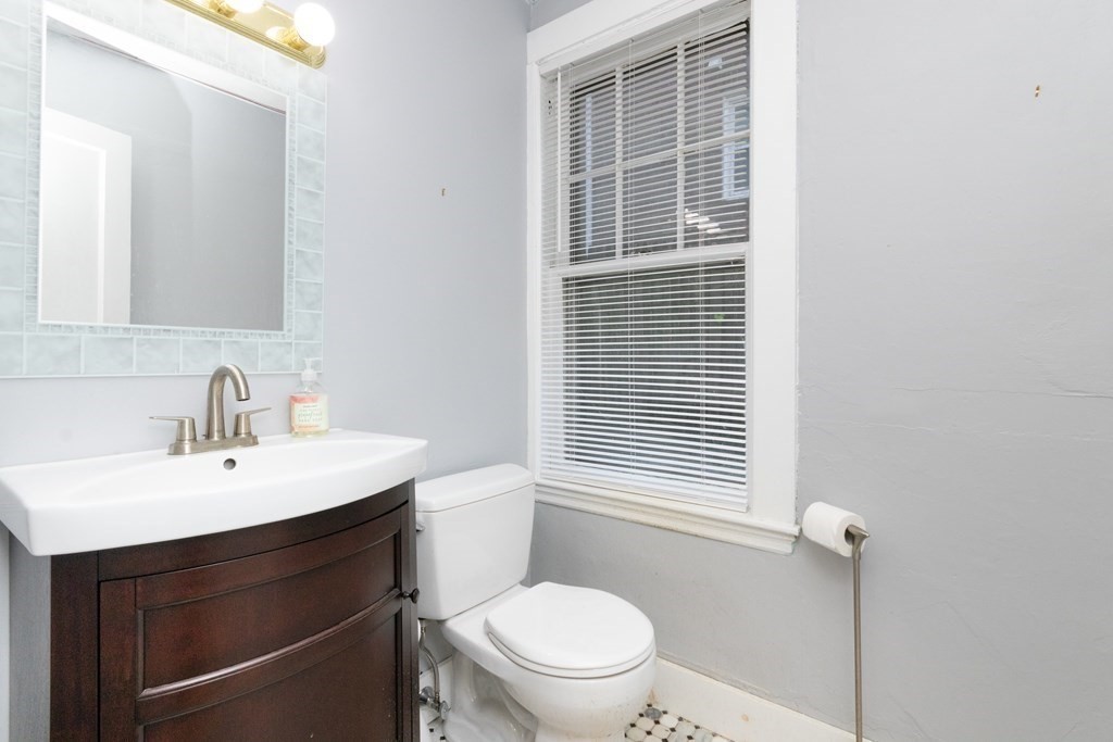 24 Wolcott Road Brookline, MA 02467 - Photo 17 of 30