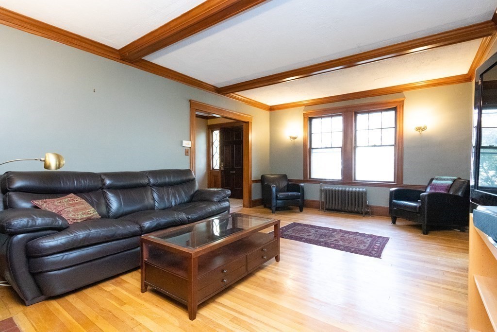 24 Wolcott Road Brookline, MA 02467 - Photo 5 of 30