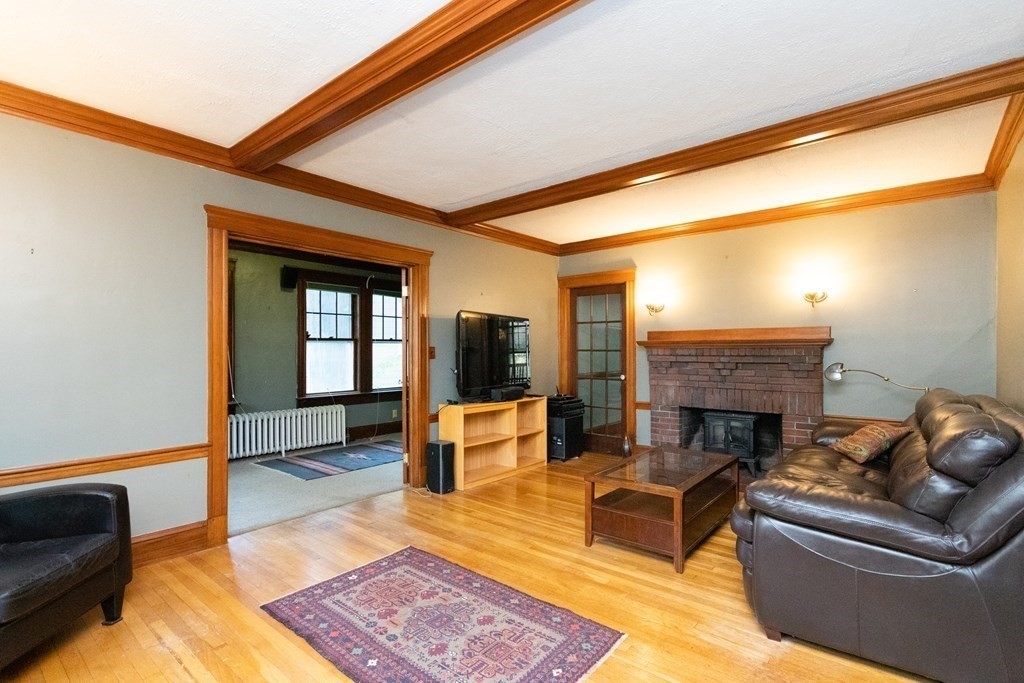 24 Wolcott Road Brookline, MA 02467 - Photo 7 of 30