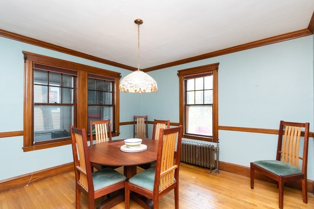 24 Wolcott Road Brookline, MA 02467 - Photo 8 of 30