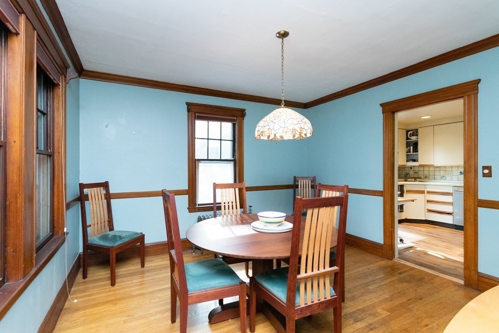 24 Wolcott Road Brookline, MA 02467 - Photo 9 of 30