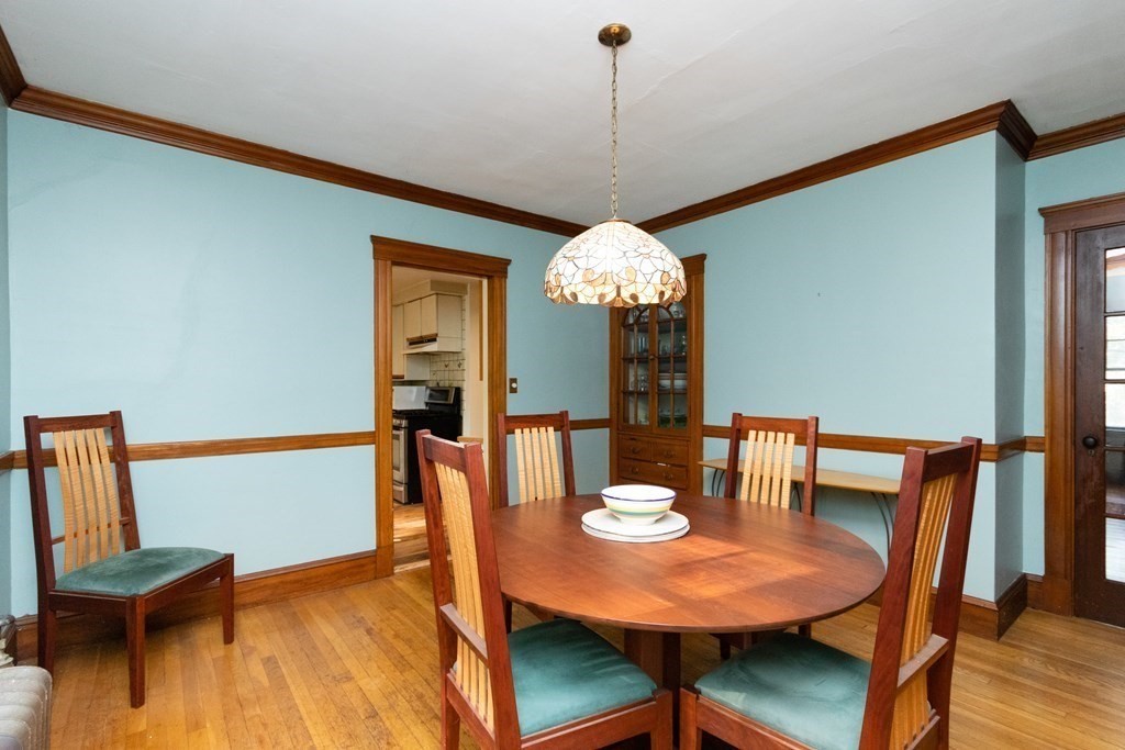 24 Wolcott Road Brookline, MA 02467 - Photo 10 of 30