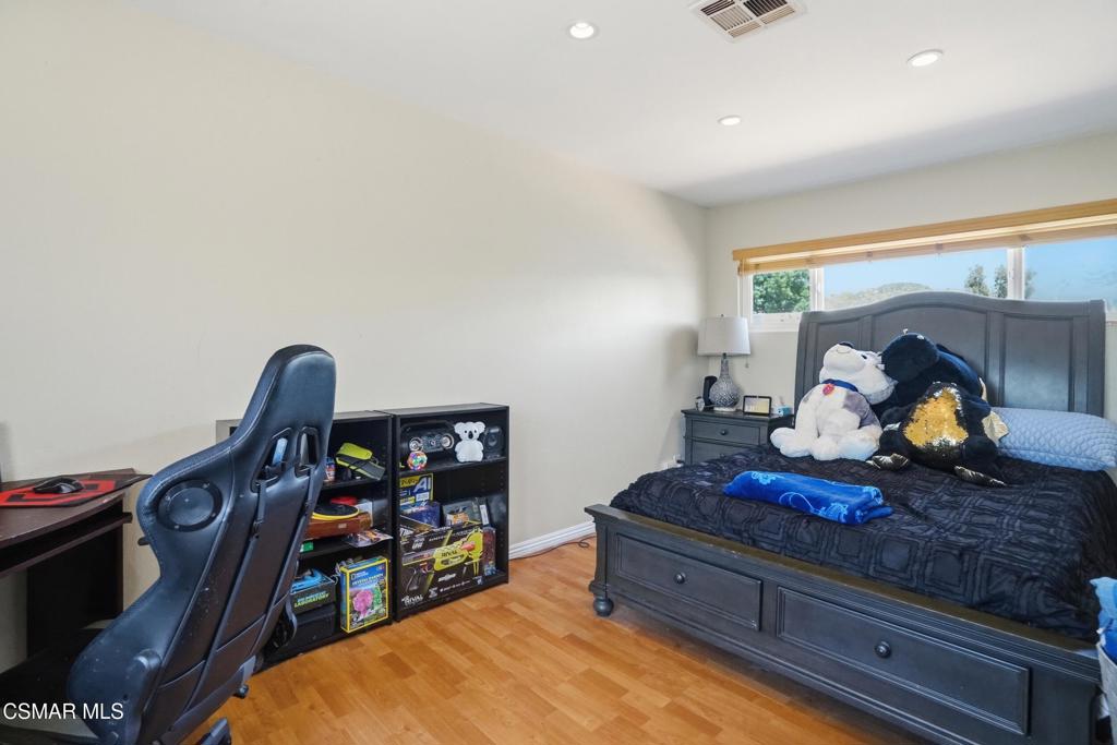 1896 Stow Street Simi Valley, CA 93063 - Photo 28 of 39
