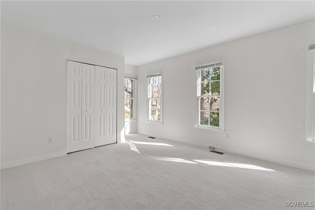 5801 Mill Spring Road Midlothian, VA 23112 - Photo 34 of 49 an empty room with windows