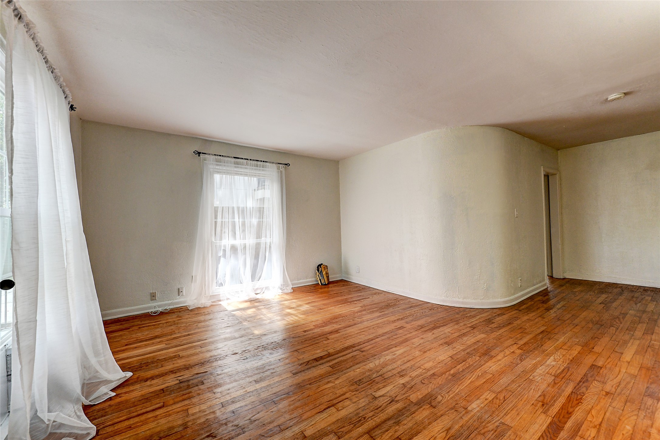 2509 Shakespeare Street, Unit 1 Houston, TX 77030 - Photo 5 of 16