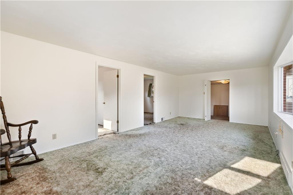 551 Greenlee Road Pittsburgh, PA 15227 - Photo 18 of 38 Lots of light too...