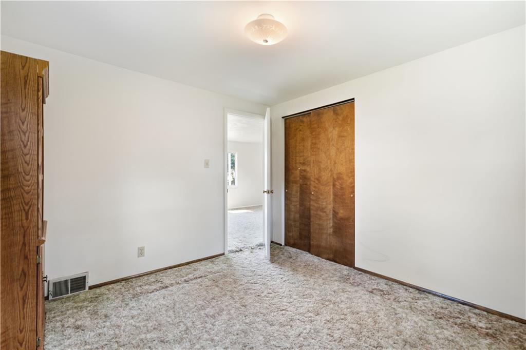 551 Greenlee Road Pittsburgh, PA 15227 - Photo 20 of 38 The bedrooms are mirror images of each other...