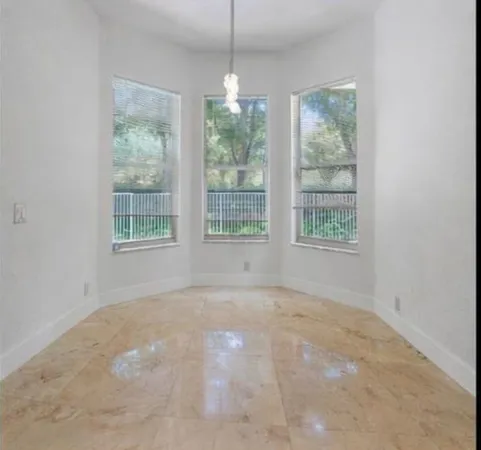 $8,600 | 2013 Harbor View Circle, Weston, FL 33327