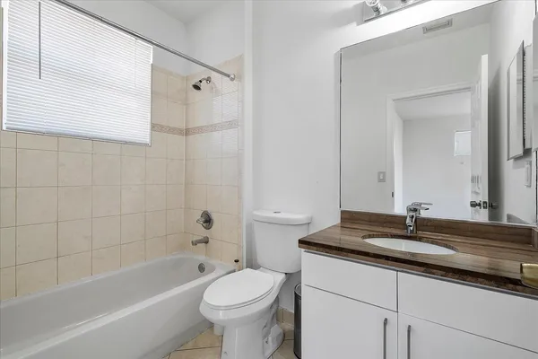 $8,600 | 2013 Harbor View Circle, Weston, FL 33327