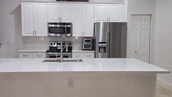 $8,600 | 2013 Harbor View Circle, Weston, FL 33327