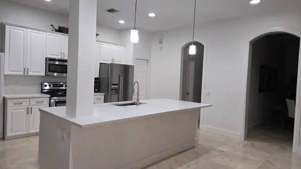 $8,600 | 2013 Harbor View Circle, Weston, FL 33327