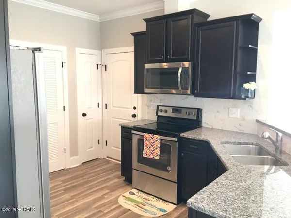 $1,550 | 3500 Ellsworth Drive, Unit B, Greenville, NC 27834