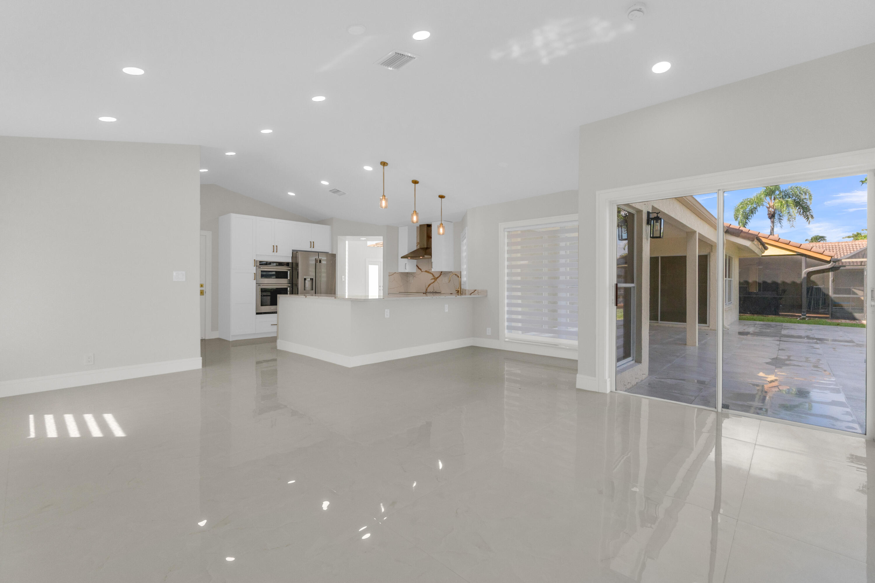 9645 Carousel Circle North Boca Raton, FL 33434 - Photo 12 of 39 9
