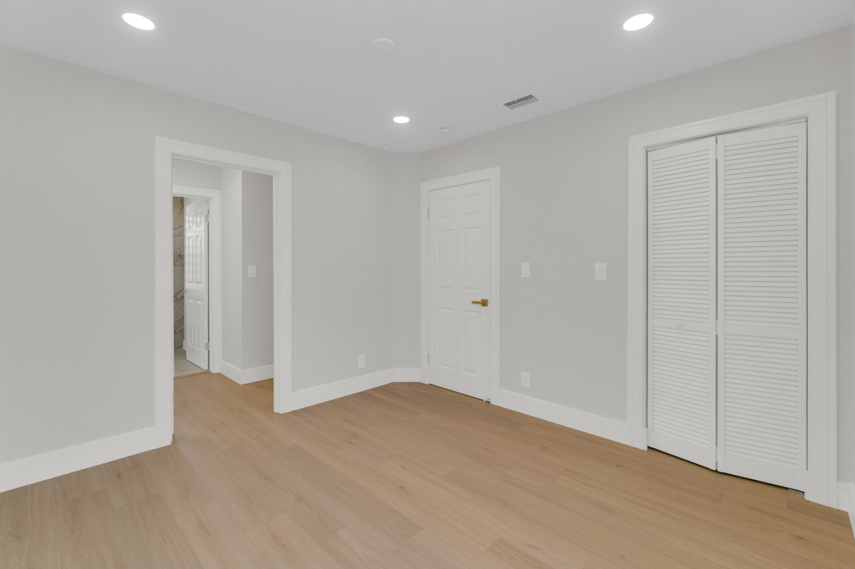 9645 Carousel Circle North Boca Raton, FL 33434 - Photo 29 of 39 17