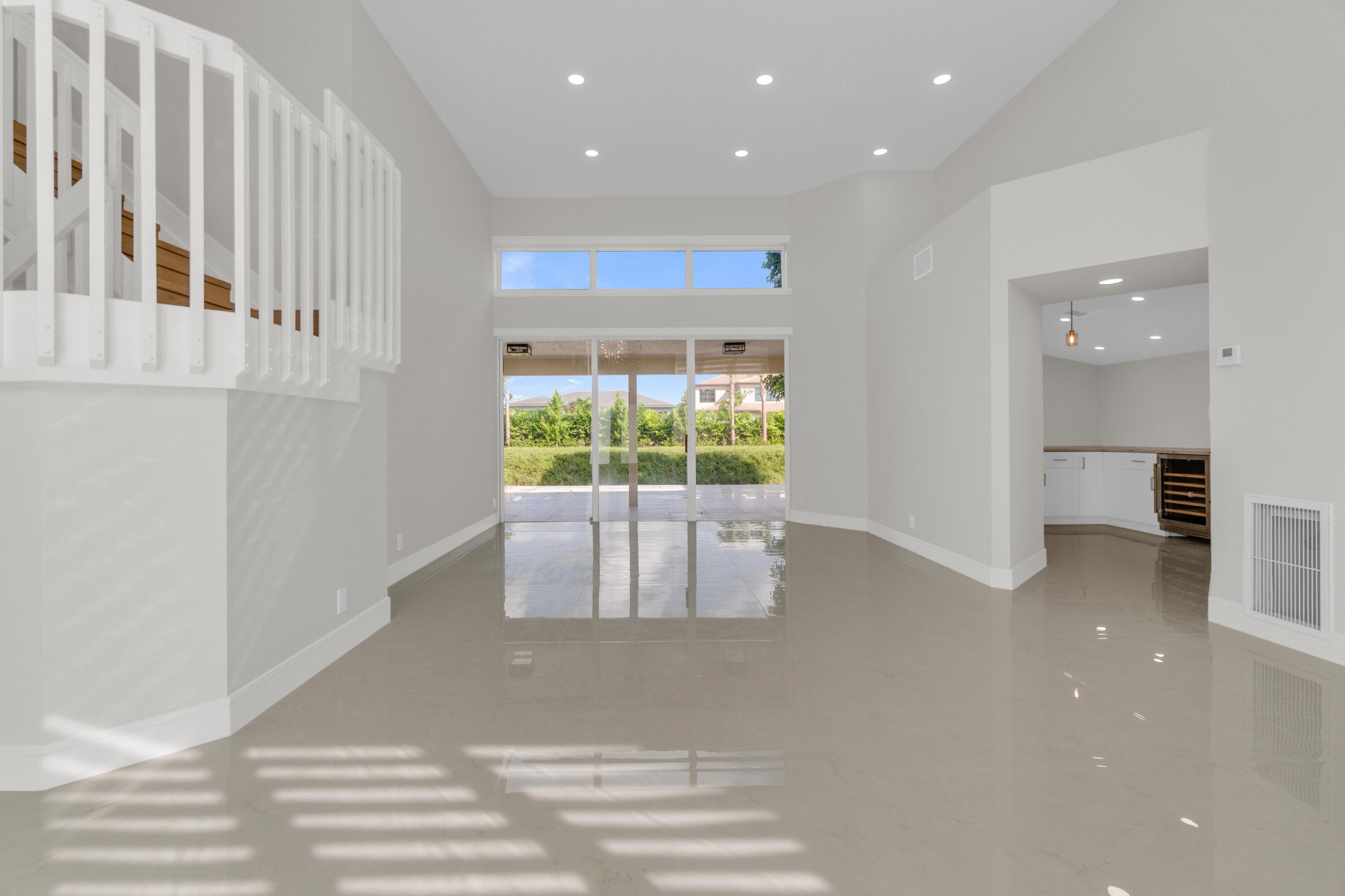 9645 Carousel Circle North Boca Raton, FL 33434 - Photo 3 of 39 28