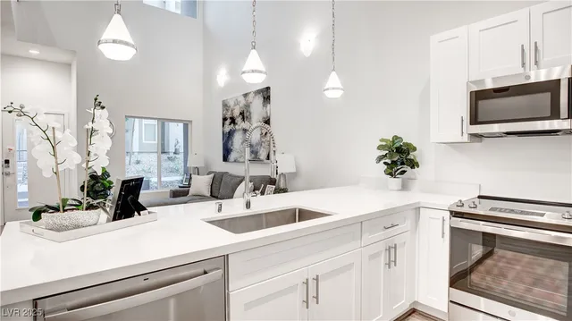 $558,989 | 1187 Blossom Point Street, Unit 36, Las Vegas, NV 89135