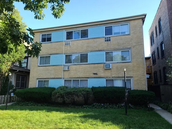 $1,495 | 828 Seward Street, Unit 1W, Evanston, IL 60202