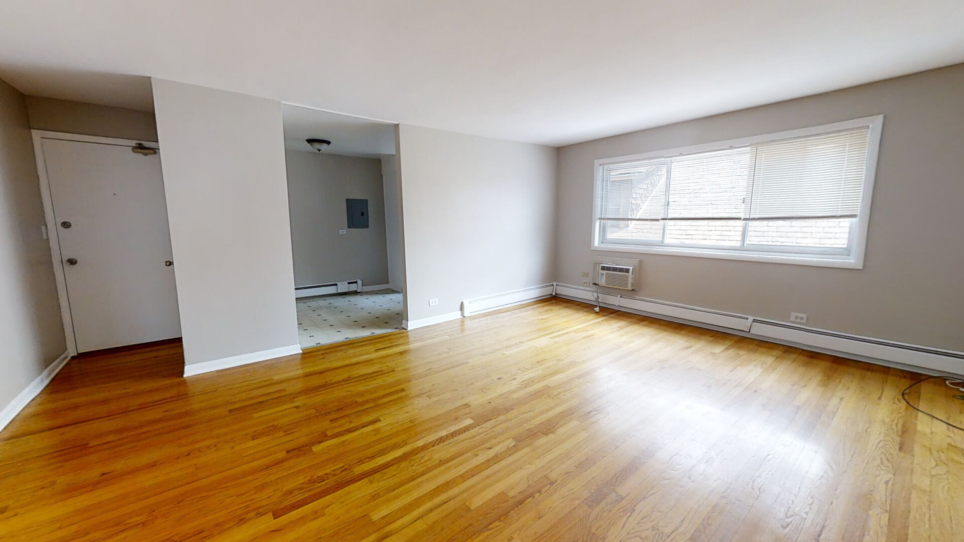 828 Seward Street, Unit 1W Evanston, IL 60202 - Photo 3 of 13