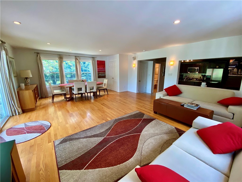 298 Mendon Road North Smithfield, RI 02896 - Photo 20 of 35