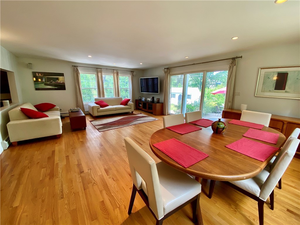 298 Mendon Road North Smithfield, RI 02896 - Photo 21 of 35