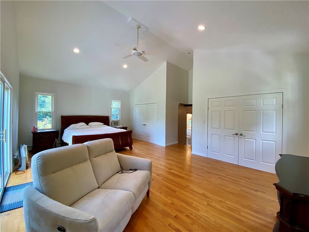 298 Mendon Road North Smithfield, RI 02896 - Photo 24 of 35