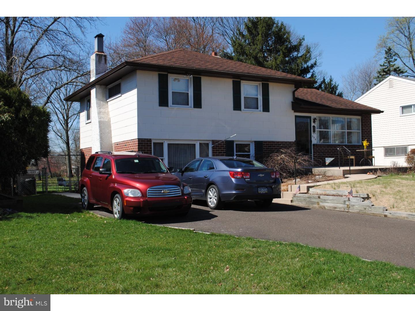 504 Exton Road Hatboro, PA 19040 - Photo 3 of 22 Exterior Side